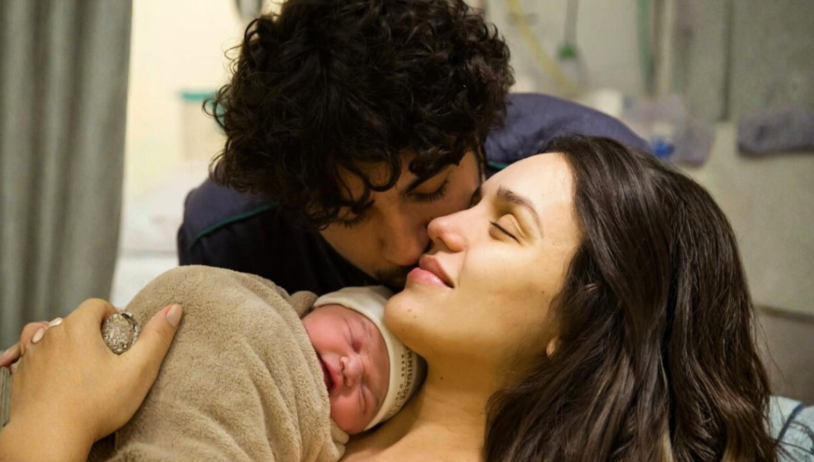 Nasce Zuza, filha de Rafa Kalimann e Nattan