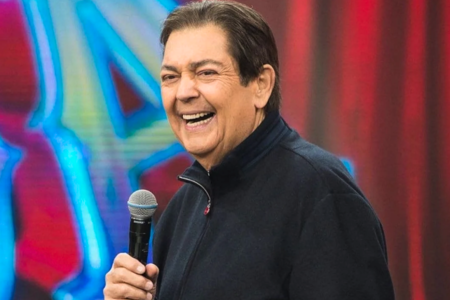 Após novos transplantes, Faustão é extubado e apresenta sinais positivos Após novos transplantes, Faustão é extubado e apresenta sinais positivos