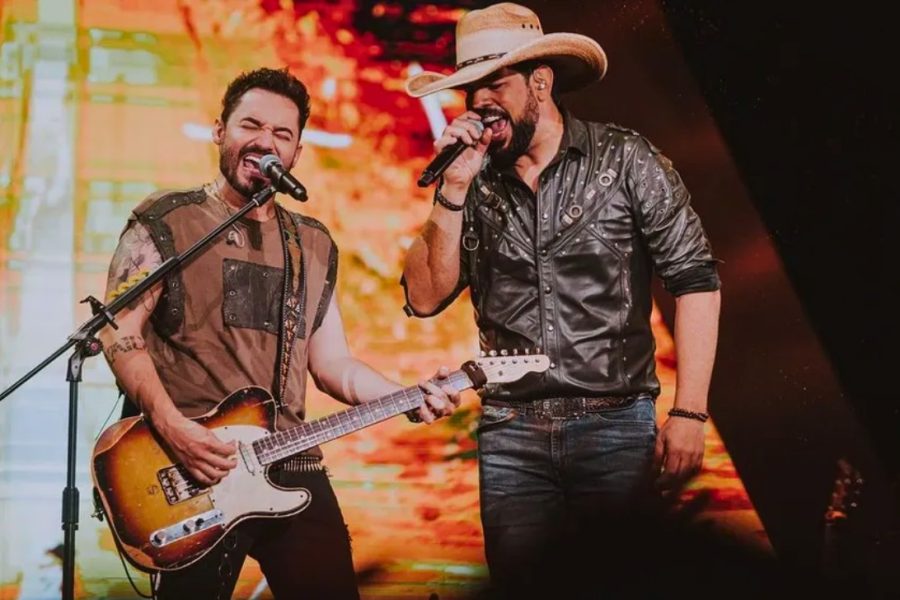 Fernando e Sorocaba são convidados a cantar no templo do